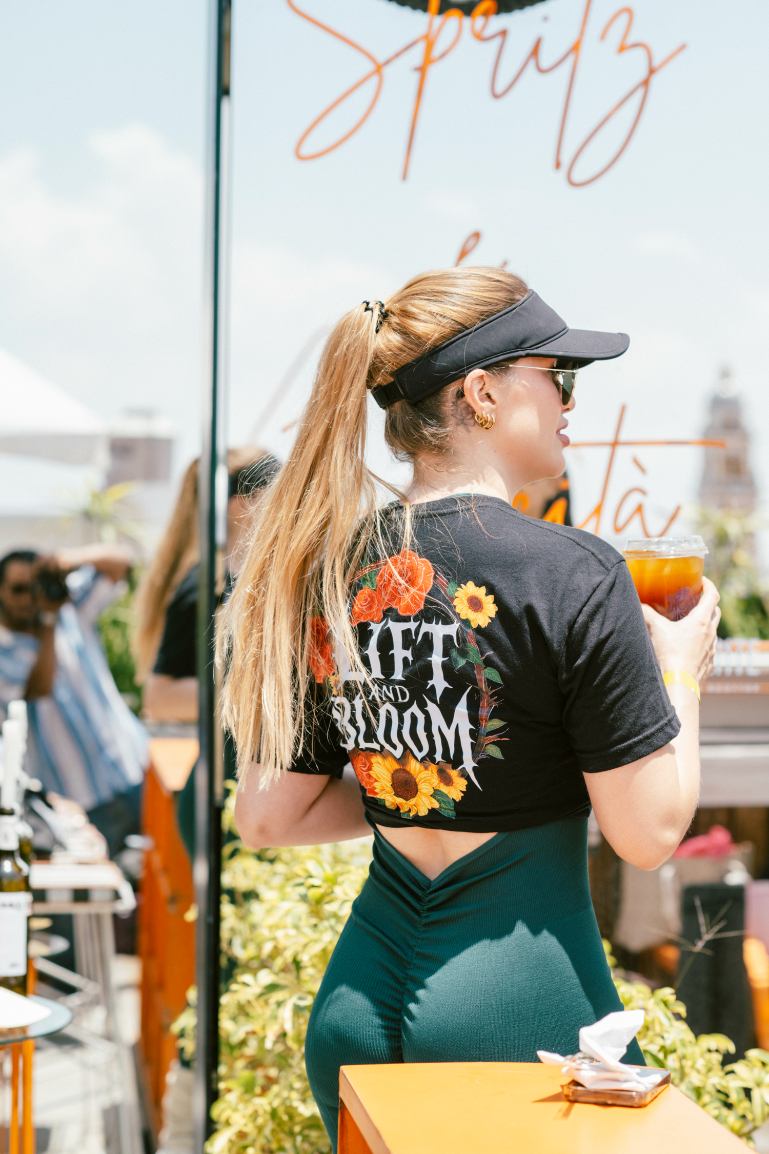 LIVE4LIFT® | MOVE HER