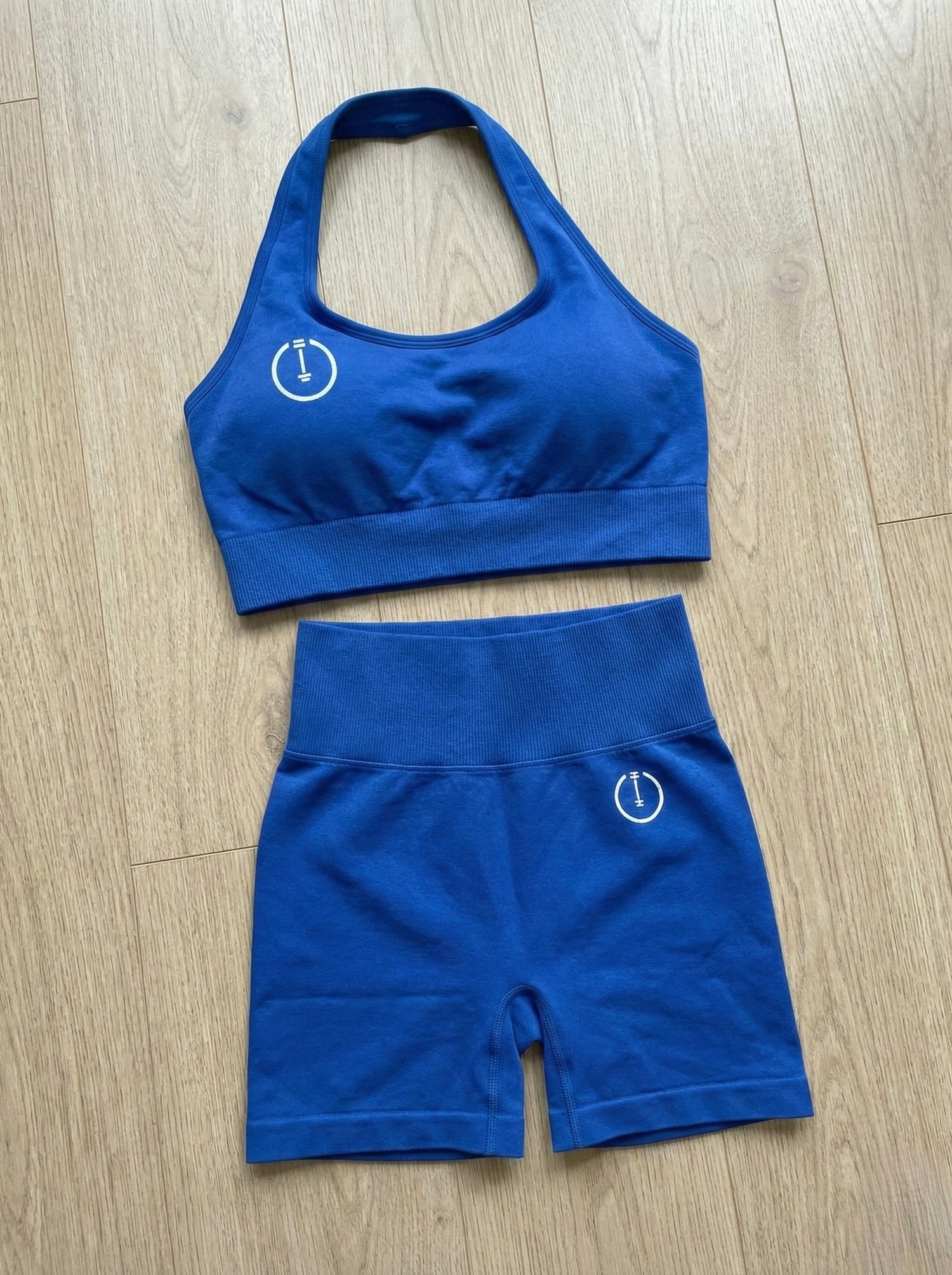 AURA Flow Blue